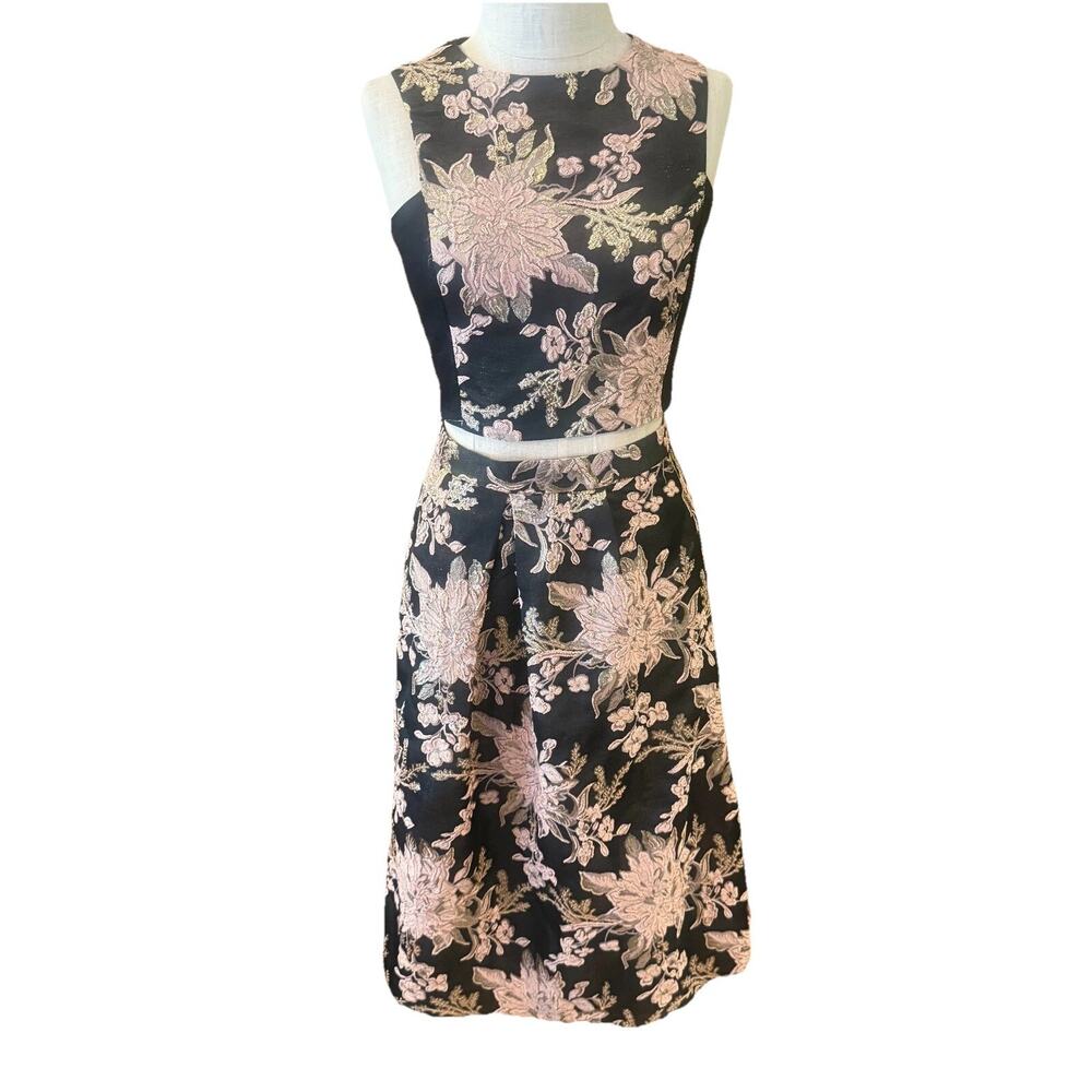 Miss Selfridge Crop Top & Skirt 2 Piece Set Womens Size 6 Black Pink Floral